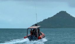 2 Warga Serasan Hilang di Perairan Pulau Merundung, Basarnas Natuna Melakukan Pencarian - JPNN.com