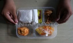 Siswa di Makassar Diberi Hadiah Jika Menghabiskan Makan Bergizi Gratis - JPNN.com