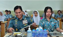 Sukseskan Program Pemerintah, TNI AL Laksanakan Makan Bergizi Gratis - JPNN.com