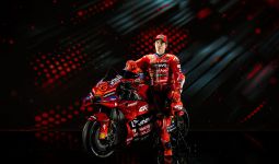 Tersenyum Bersama Gresini Racing, Marc Marquez Siap Jadi Protagonis di Ducati - JPNN.com