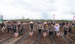 Polda Kalteng Tanam Jagung di Lahan 1.200 Hektare Untuk Dukung Asta Cita - JPNN.com