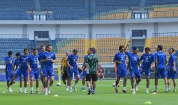 Ada yang Spesial Saat Persib Menghadapi Persebaya, Apa Itu? - JPNN.com