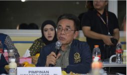 Tanggapi Pagar Laut, Panggah Susanto DPR: Pelanggaran Atas Kepemilikan KKPRL Diancam Hukuman Pidana - JPNN.com