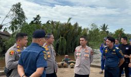 Perahu Kayu Kecelakaan Laut di Perairan Seberang Tembilahan, Dua Orang Tewas - JPNN.com