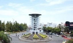 Wali Kota Helldy Agustian Memaparkan Pencapaian Kota Cilegon Saat Ini - JPNN.com