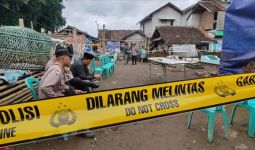 Temukan Kejanggalan, Polisi Bongkar Makam Korban Dugaan Pembunuhan di Pacet - JPNN.com