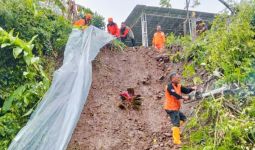 Tanah Longsor, Banjir & Angin Kencang Melanda Kabupaten Kudus - JPNN.com