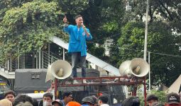 Demo di 3 Titik, Mahasiswa-Pemuda Desak Hasto Kristiyanto Segera Ditangkap - JPNN.com