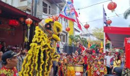 Warga Antusias Saksikan Cap Go Meh Pertama Kali di Kabupaten Bandung - JPNN.com