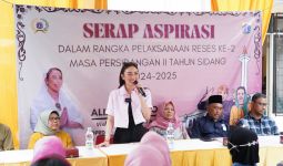 Reses DPRD DKI, Alia Noorayu Laksono Serap Aspirasi Masyarakat Jakarta Timur. - JPNN.com