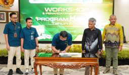 Dukung Swasembada Pangan, Petrokimia Gresik Teken MoU Perluas Program Makmur 2025 - JPNN.com