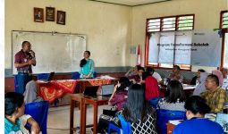 Wujudkan Transformasi Sekolah di Pulau Komodo, Pegadaian & Garuda Indonesia Bersinergi - JPNN.com