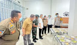 Kapolres-Pj Bupati Empat Lawang Tinjau Dapur MBG Buntut Temuan Ulat Dalam Ompreng - JPNN.com