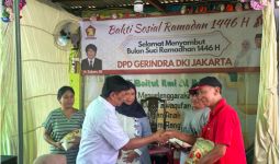 Sambut Bulan Ramadan, Kader Partai Gerindra Jakarta Bagikan Ribuan Paket Beras Kepada Warga Kemayoran - JPNN.com