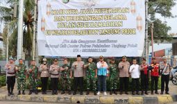 Sinergi TNI-Polri di Tanjung Priok, Pemasangan Baliho Imbauan Kamtibmas saat Ramadan - JPNN.com