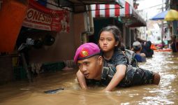 Jabodetabek Banjir, Mayjen Endi Kerahkan Ratusan Marinir - JPNN.com