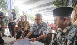 Hamdalah, Farhan Teken Kepwal, Honor Guru Honorer Kota Bandung Segera Cair - JPNN.com