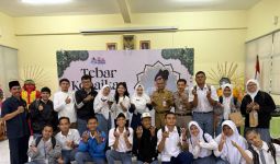 Cahaya Manthovani & Yayasan Inklusi Pelita Bangsa Berbagi Kepedulian di SLB Negeri 7 Jakarta - JPNN.com