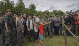 Lepasliarkan 265 Ekor Burung di TN Gunung Halimun Salak, Menhut: Jangan Ditembak,Ya - JPNN.com