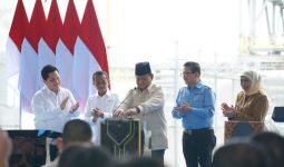 Resmikan Fasilitas Freeport di Gresik, Prabowo Berpesan Tegas soal Hilirisasi - JPNN.com