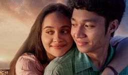 Film Komang Suguhkan Kisah Nyata Raim Laode dan Istri - JPNN.com