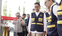 Kunker ke Pontianak Jelang Lebaran, Wakil Menteri ESDM Pastikan Pasokan BBM & LPG Aman - JPNN.com