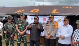 Bupati Yahukimo Tegaskan Guru & Nakes di Anggruk bukan Anggota TNI-Polri - JPNN.com