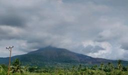 Gunung Lewotobi Laki-laki Kembali Erupsi, Waspada Potensi Banjir Lahar Dingin - JPNN.com