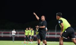 Imran Nahumarury Terpilih Jadi Pelatih Terbaik Liga 1 Edisi Maret 2025 - JPNN.com