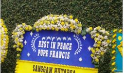 Kirim Karangan Bunga, Sanggam Hutapea Kenang Kesederhanaan dan Nilai-nilai Kebaikan Paus Fransiskus - JPNN.com