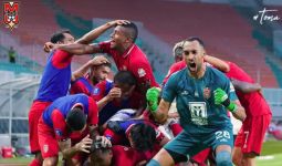 Luar Biasa! Malut United Menang di Kandang Dewa United - JPNN.com