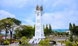 Nippon Paint Percantik Jam Gadang Kebanggaan Masyarakat Bukittinggi - JPNN.com
