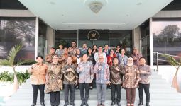 Ibas Ingatkan Pentingnya Perlindungan PMI dan Penguatan Keamanan Perbatasan - JPNN.com