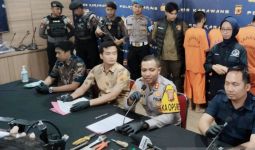 Cucu Bunuh Nenek di Karawang Demi Emas 100 Gram, Begini Kejadiannya - JPNN.com