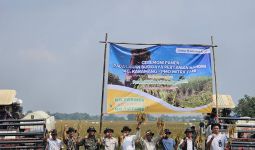 Bulog Terapkan Teknologi Biostimulan, Produksi Padi di Karawang Naik 2 Kali Lipat - JPNN.com