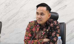 Al Hidayat Samsu MPR Sebut Rakyat Butuh Perlindungan Nyata di Tengah Gejolak Tarif AS - JPNN.com