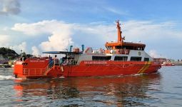 Cari 2 Korban Kapal Feri Tenggelam, Tim SAR Kerahkan Teknologi Bawah Air - JPNN.com