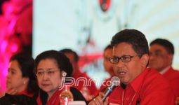 PDIP Diserang Kabar Hoax Bu Mega Sakit, Hasto Bereaksi - JPNN.com