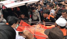 Korban Sekapan Kamar Mandi Segera Diautopsi di RS Polri - JPNN.com