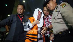 KPK Perpanjang Masa Penahanan Bupati Penjual Jabatan - JPNN.com