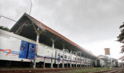 Depo Kereta Api Sidotopo, Warisan Belanda Berkhas Jawa - JPNN.com