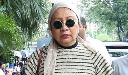 Mama Ratna Tak Selalu Hadir di Pertemuan Rencana Makar - JPNN.com