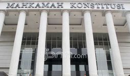 KPK belum Sentuh Hakim MK Selain Patrialis - JPNN.com