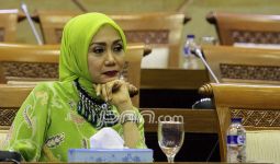 Okky Asokawati Kecam Pengelola www.nikahsirri.com - JPNN.com