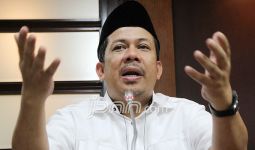 Penjelasan Fahri soal Sandi Tak Dampingi Prabowo Deklarasikan Kemenangan - JPNN.com