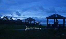 Gazebo Pantai Jadi Tempat Pacaran, Kerap Ada Suara Aneh - JPNN.com
