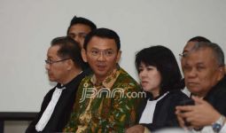 Hakim Anggap Ucapan Ahok soal Almaidah Tergolong Menodai Agama - JPNN.com