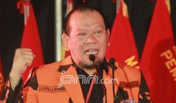 INES: La Nyalla Paling Pas Gantikan Pak De Karwo - JPNN.com