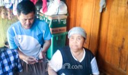 Kunjungi Warga Sakit di Koja, Ahok Tak Singgung Pilkada - JPNN.com