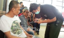 Dideportasi dari Malaysia, 67 TKI Kena Penyakit Kulit - JPNN.com